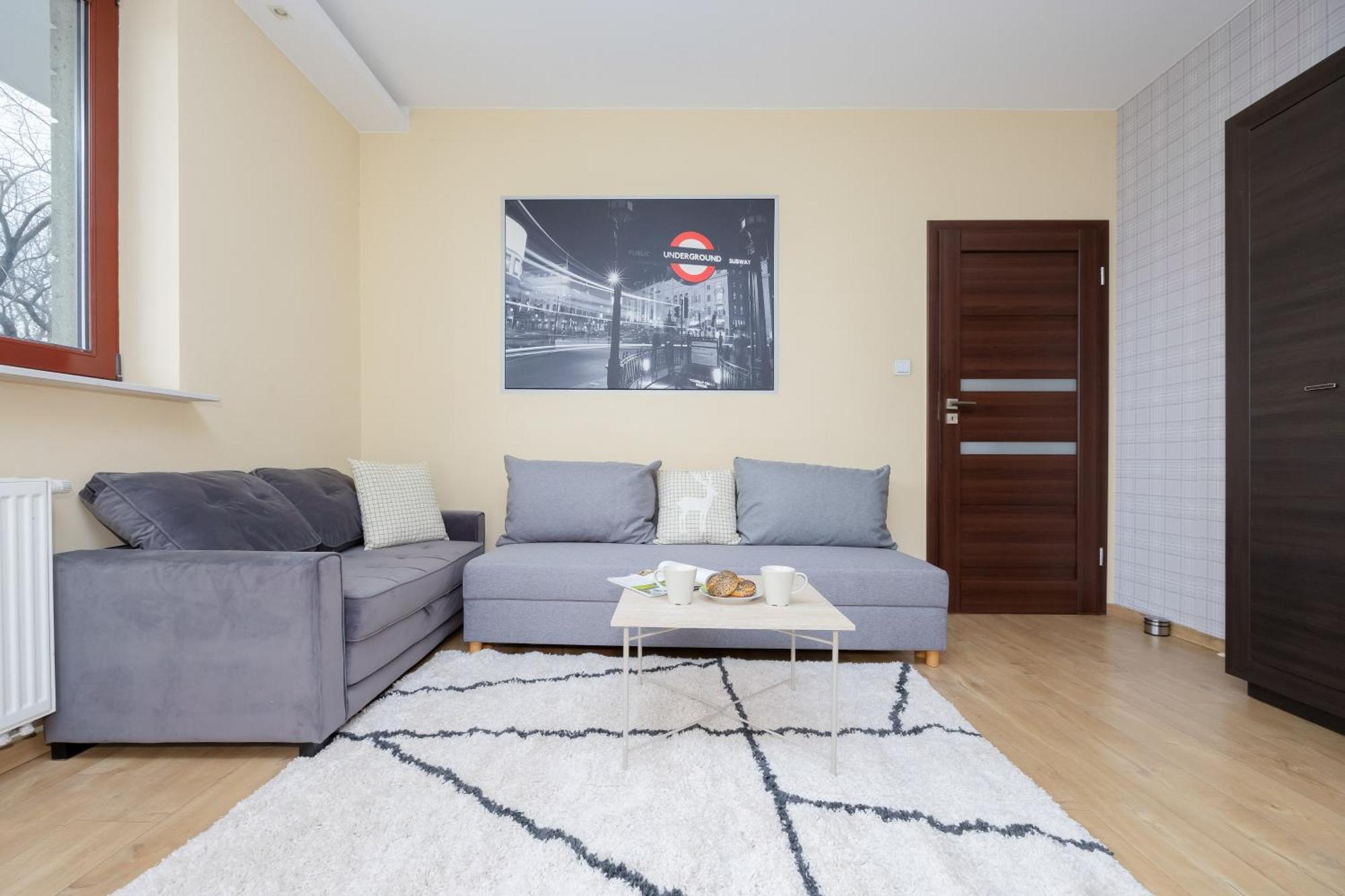 Apartament Modern In The Center Of By Renters *