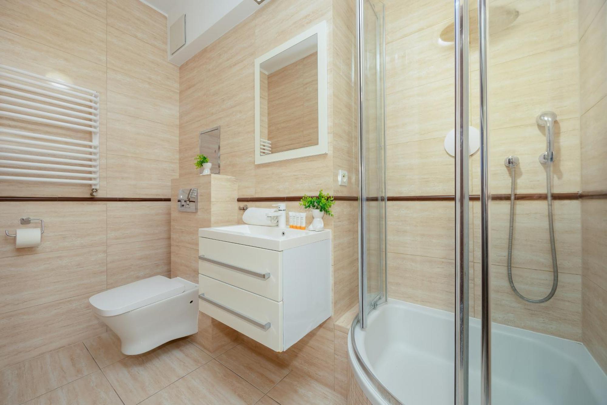 Apartament Modern In The Center Of By Renters